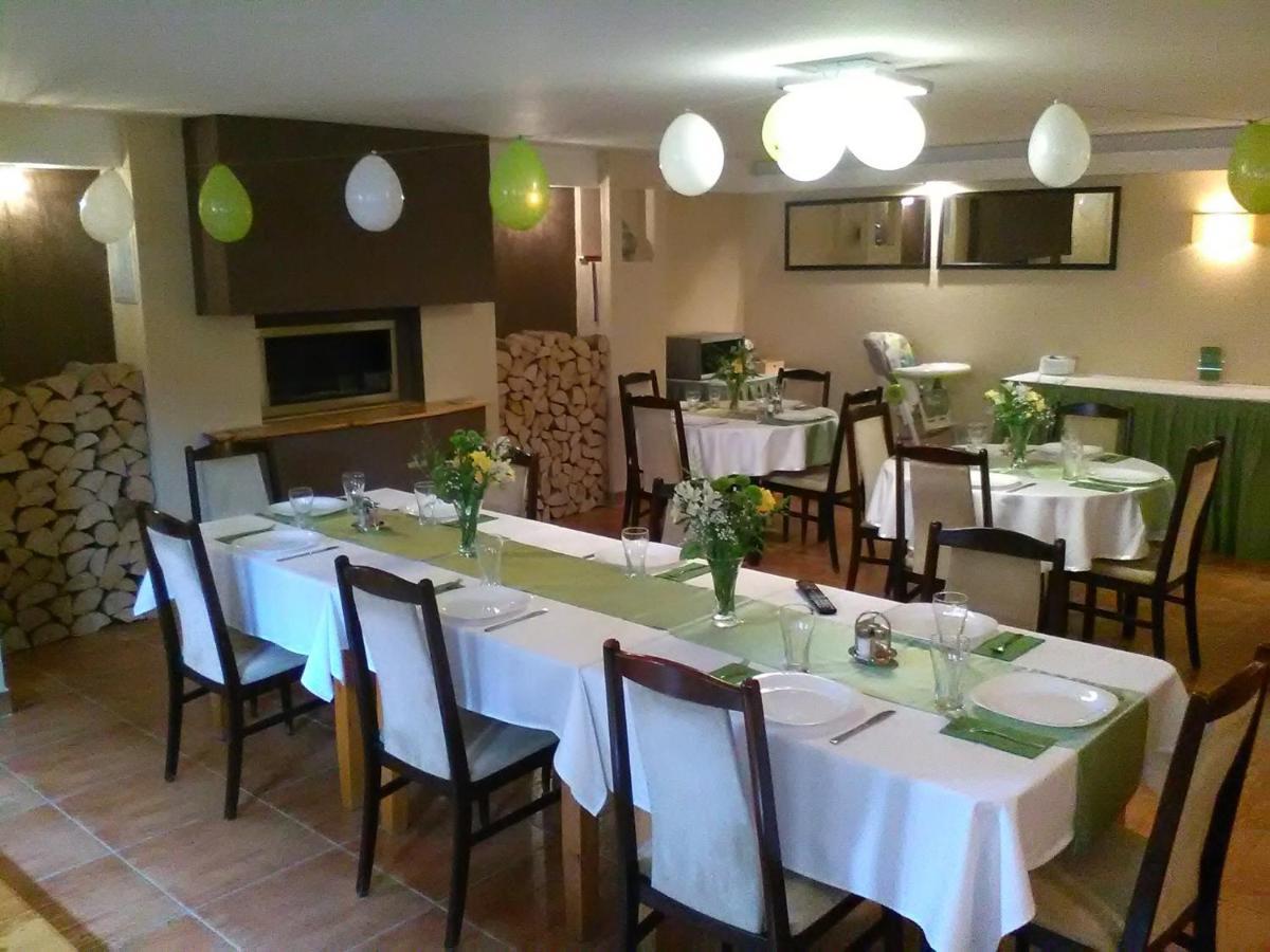 Bed and Breakfast Szilvia Panzio Gyomaendrőd Exterior foto