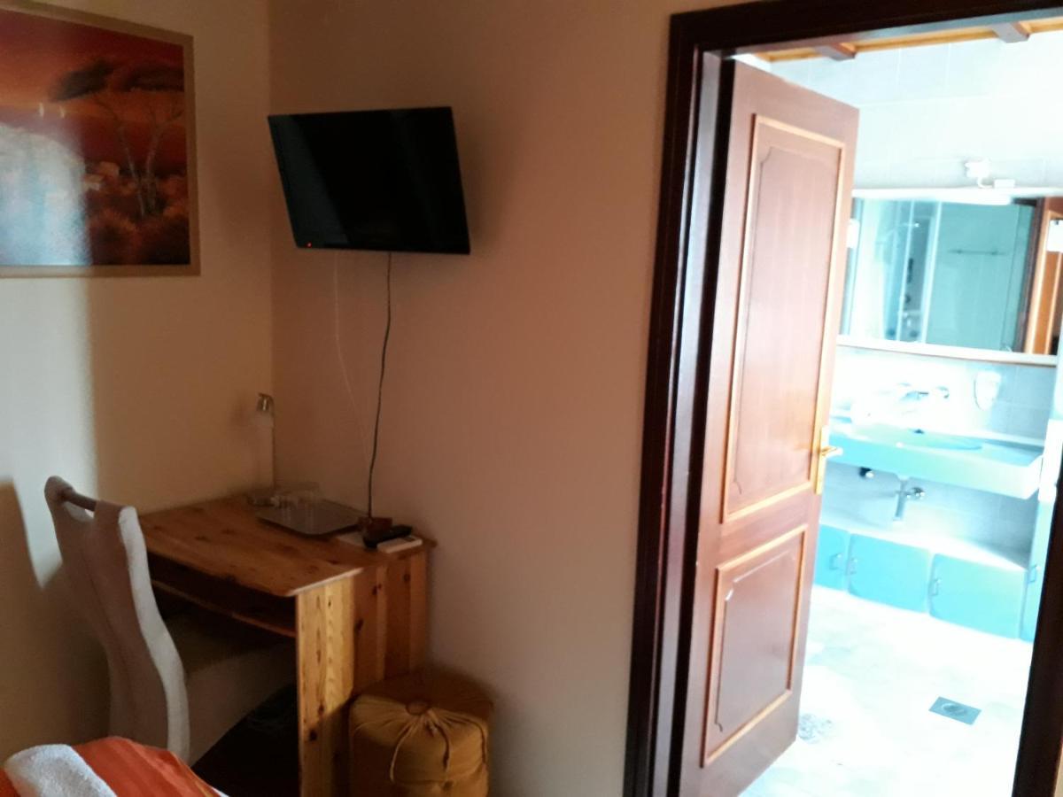 Bed and Breakfast Szilvia Panzio Gyomaendrőd Exterior foto