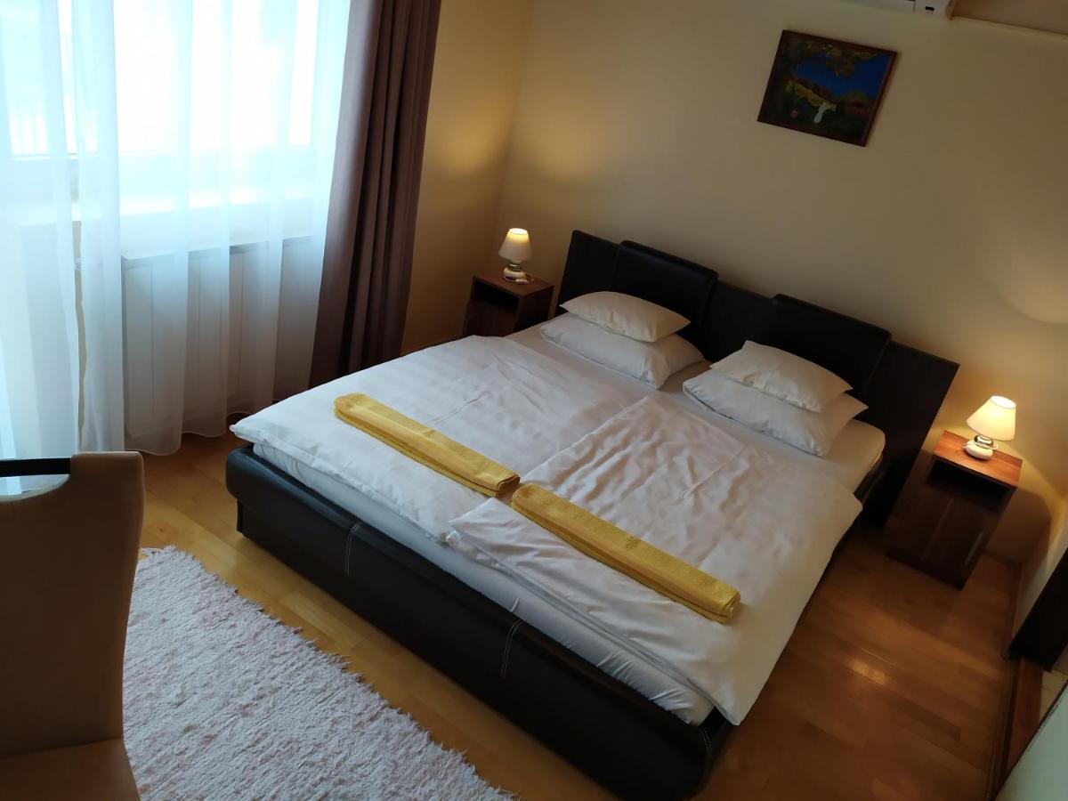 Bed and Breakfast Szilvia Panzio Gyomaendrőd Exterior foto