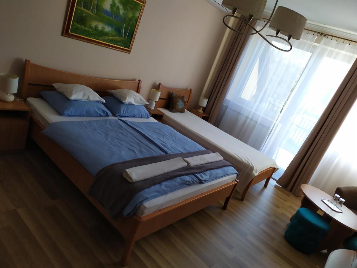 Bed and Breakfast Szilvia Panzio Gyomaendrőd Exterior foto