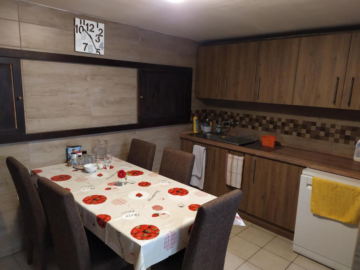 Bed and Breakfast Szilvia Panzio Gyomaendrőd Exterior foto